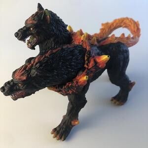 SCHLEICH Eldrador Hellhound Toy Figure 42451